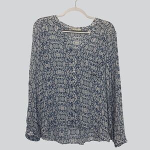 NWOT Alythea Bohemian Pattern Button-Down Blouse